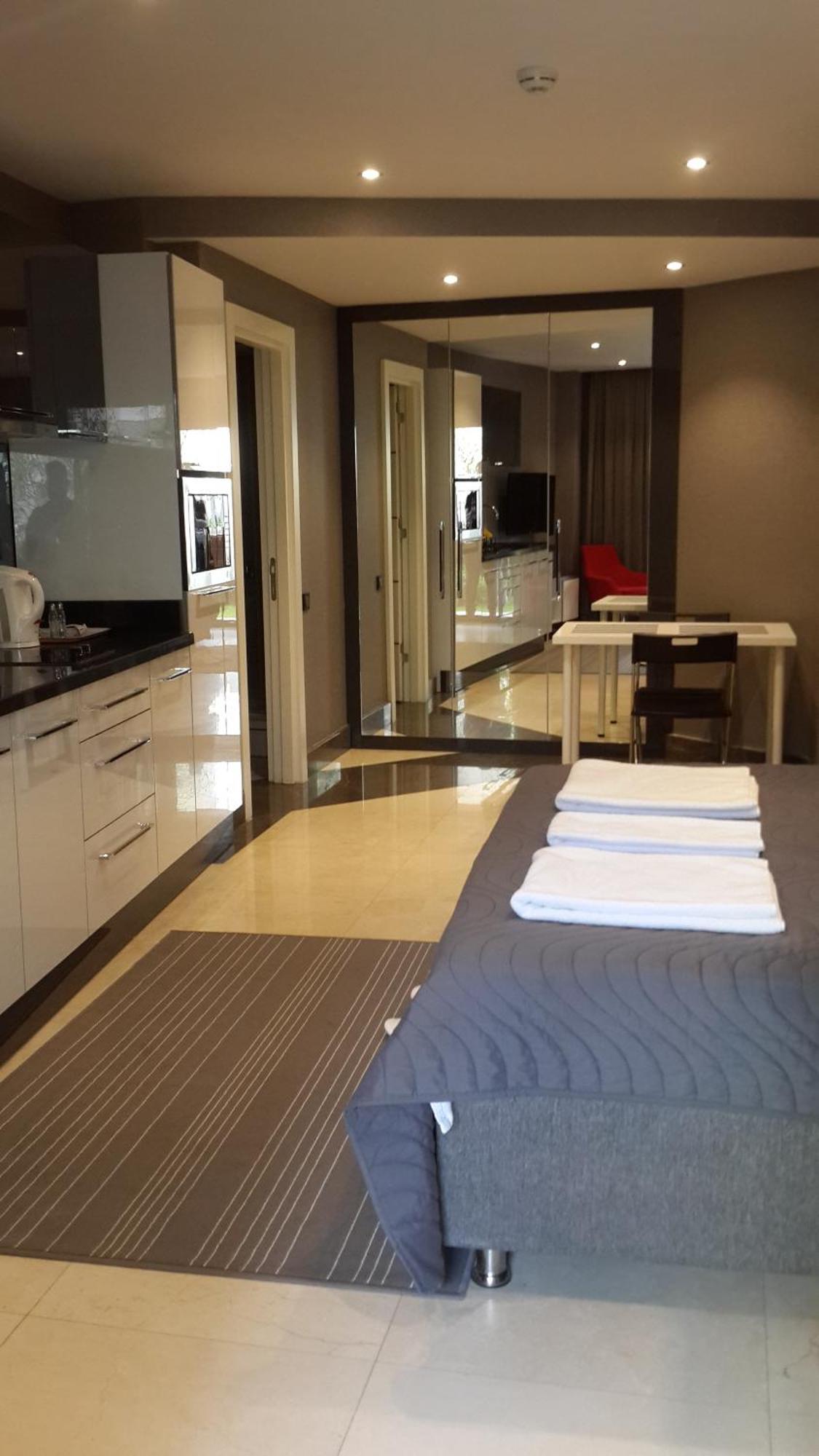 Bmk Suites Apartments Αττάλεια Εξωτερικό φωτογραφία