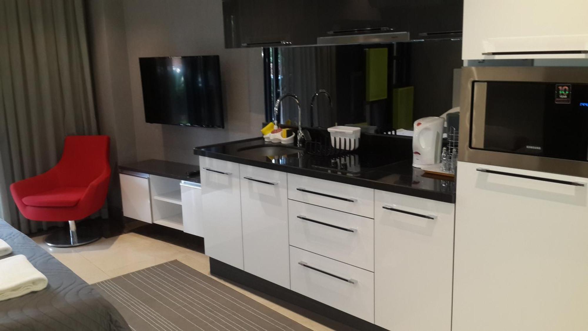 Bmk Suites Apartments Αττάλεια Εξωτερικό φωτογραφία